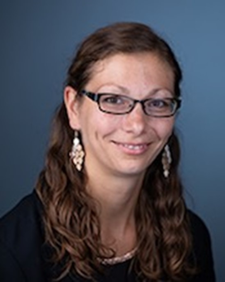 Headshot of Tera Fazzino